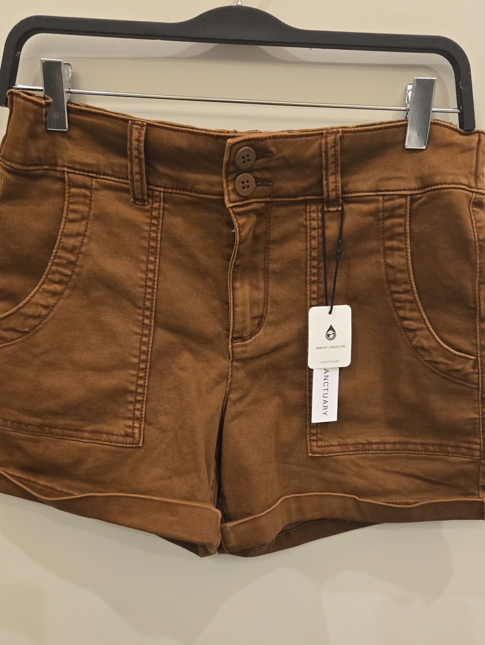 NWT Sanctuary Women's Caramel Brown Double-Button Utility Shorts. Size 27.